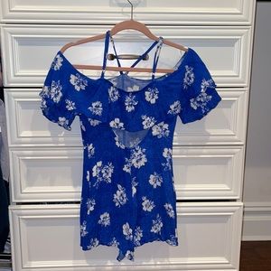 Off the shoulder, blue flower romper!